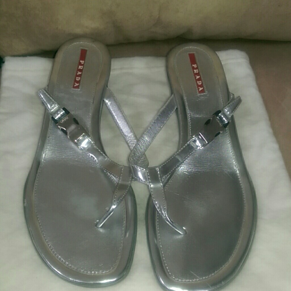 👠👠💯% Authentic Prada Sandal